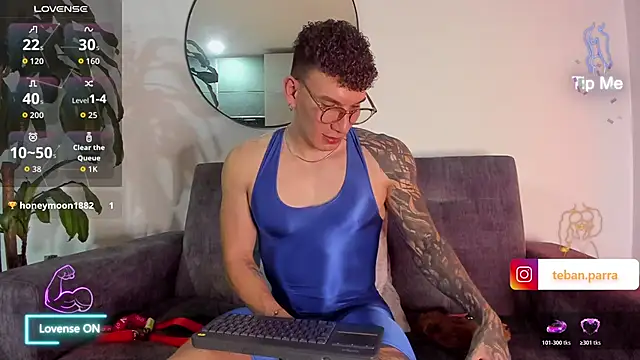 estebandi do online show from June 6, 2026, 4:17 am