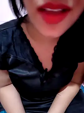 Dimple sexxy online show from March 15, 2026, 6:04 pm