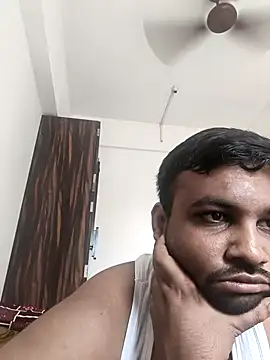 vinay smalldick online show from June 3, 2026, 8:04 am
