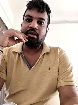 vinay smalldick online show from December 19, 2025, 3:54 am