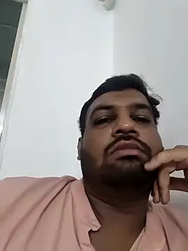 vinay smalldick online show from June 2, 2026, 3:12 pm