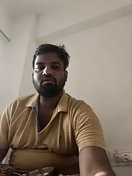 vinay smalldick online show from April 18, 2026, 2:03 am