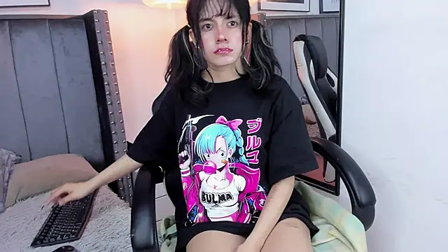 Miyu Komori online show from February 14, 2026, 12:38 pm