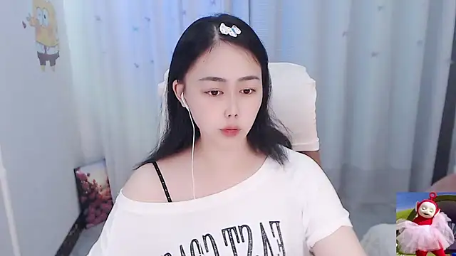 BOBO-jiang online show from September 14, 2025, 1:44 pm