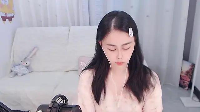 BOBO-jiang online show from September 29, 2025, 12:55 pm