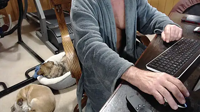 Snapshot of billy471 chatting on November 19, 2025, 5:24 pm billy471 online show from November 19, 2025, 5:24 pm