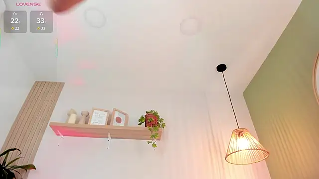 Cristalfoxy  online show from November 7, 2025, 8:02 pm