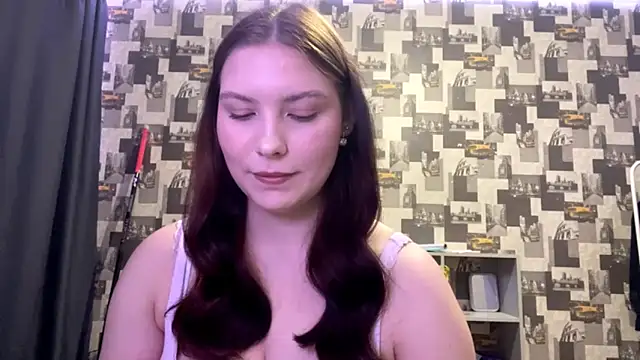 Snapshot of SwiiSweet chatting on September 25, 2025, 4:46 pm SwiiSweet online show from September 25, 2025, 4:46 pm