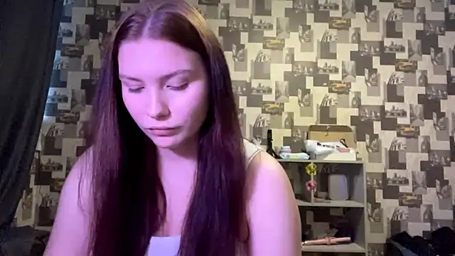 Snapshot of SwiiSweet chatting on September 16, 2025, 4:08 pm SwiiSweet online show from September 16, 2025, 4:08 pm