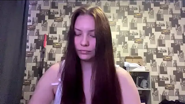 Snapshot of SwiiSweet chatting on September 14, 2025, 7:03 pm SwiiSweet online show from September 14, 2025, 7:03 pm