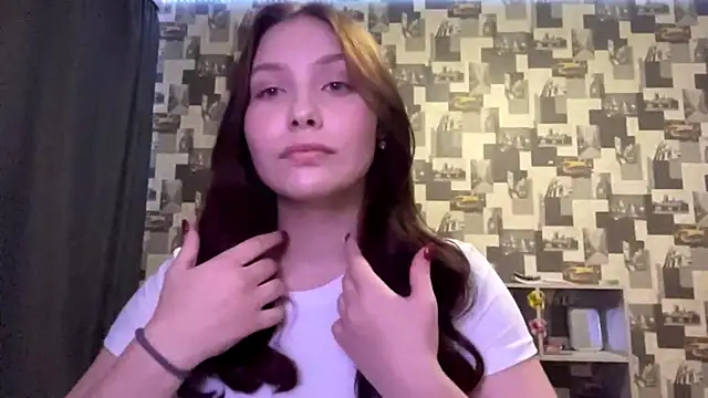 Snapshot of SwiiSweet chatting on September 20, 2025, 4:01 pm SwiiSweet online show from September 20, 2025, 4:01 pm