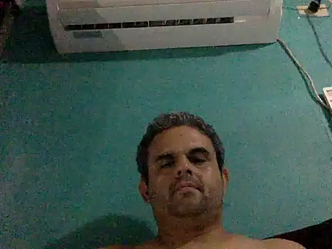 Snapshot of Katracho6969 chatting on October 18, 2025, 3:30 am Katracho6969 online show from October 18, 2025, 3:30 am
