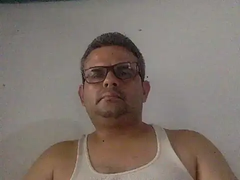 Katracho6969 online show from January 14, 2026, 6:33 pm