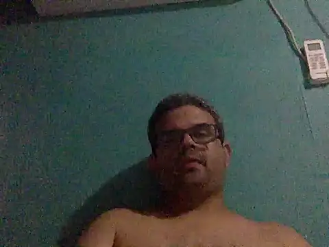 Snapshot of Katracho6969 chatting on September 11, 2025, 4:56 am Katracho6969 online show from September 11, 2025, 4:56 am