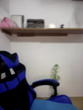 Elahia  marquez online show from September 10, 2025, 2:10 am