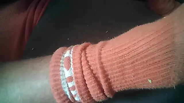 Snapshot of Resa25 chatting on October 18, 2025, 12:07 pm Resa25 online show from October 18, 2025, 12:07 pm