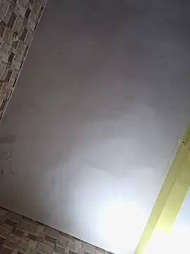 QUEEN-ADITI online show from October 29, 2025, 10:14 am