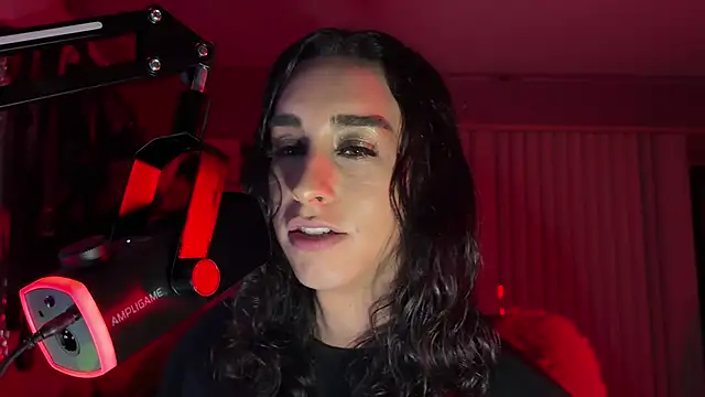 xoFrankie online show from April 19, 2026, 5:19 am