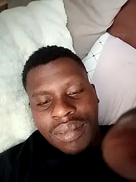 FANTASYROOM23 online show from April 12, 2026, 7:22 am