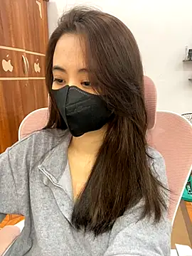 Mochi21 online show from November 16, 2025, 5:12 am