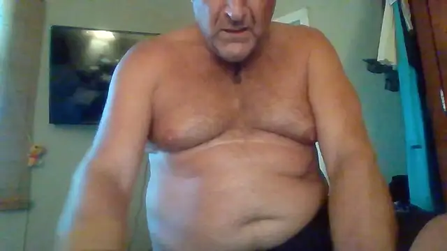 Snapshot of southernflair chatting on November 6, 2025, 8:46 pm southernflair online show from November 6, 2025, 8:46 pm