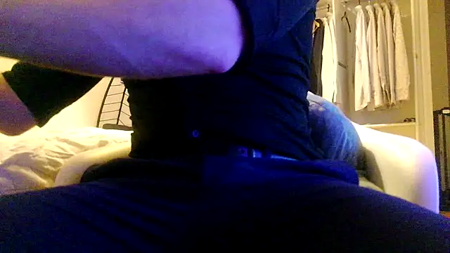 Keviios online show from December 20, 2025, 10:34 pm