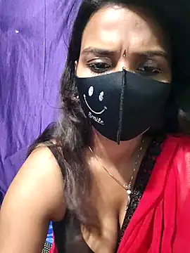 Snapshot of cutie_pei002 chatting on November 4, 2025, 4:49 am cutie pei002 online show from November 4, 2025, 4:49 am