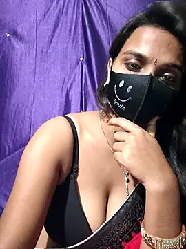 Snapshot of cutie_pei002 chatting on November 3, 2025, 4:43 pm cutie pei002 online show from November 3, 2025, 4:43 pm