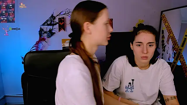 Snapshot of khloebeauty chatting on November 5, 2025, 8:12 pm khloebeauty online show from November 5, 2025, 8:12 pm