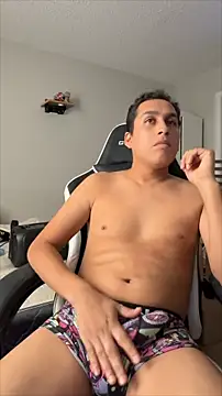 NoastOne13 online show from February 10, 2026, 7:24 pm