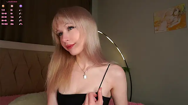 Snapshot of MarciDarugar chatting on September 18, 2025, 3:15 pm MarciDarugar online show from September 18, 2025, 3:15 pm