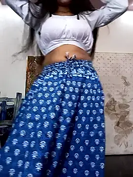 Snapshot of Rekha_89 chatting on October 23, 2025, 4:11 am Rekha 89 online show from October 23, 2025, 4:11 am