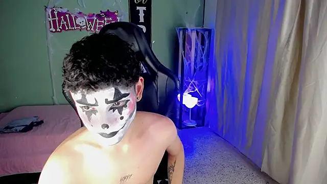 Snapshot of dilan_hott_ chatting on October 31, 2025, 8:16 pm dilan hott online show from October 31, 2025, 8:16 pm