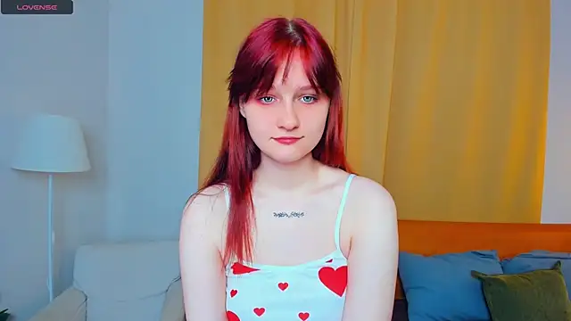 KatyKufel online show from October 26, 2025, 7:36 pm