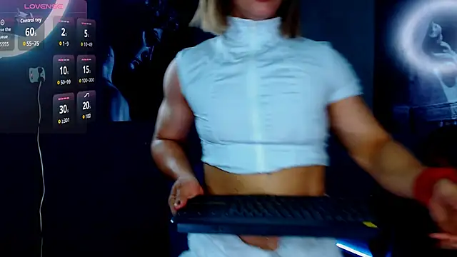 Snapshot of AliceFit_212 chatting on October 2, 2025, 1:25 pm AliceFit 212 online show from October 2, 2025, 1:25 pm