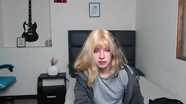 Amnesia  online show from October 30, 2025, 2:25 pm