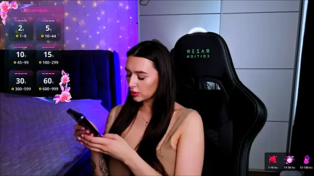 Veronica Larsson online show from February 18, 2026, 10:33 am