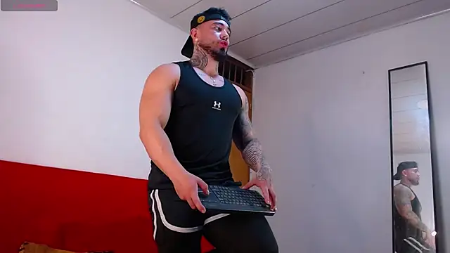 tommyblessd1 online show from February 4, 2026, 6:08 am