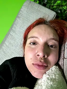 bri von dhara   online show from September 13, 2025, 3:28 am