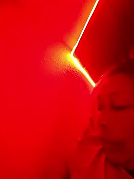 Naomi-Mature online show from January 12, 2026, 8:04 pm