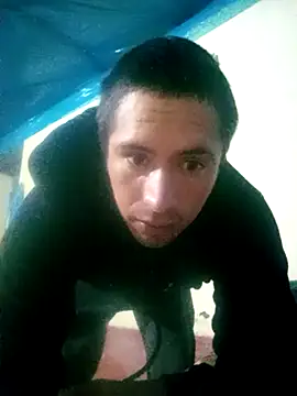 Snapshot of Luisjebdnsksksb233 chatting on December 18, 2025, 6:34 pm Luisjebdnsksksb233 online show from December 18, 2025, 6:34 pm