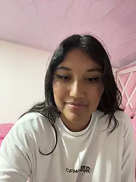 Snapshot of SharaRous chatting on November 8, 2025, 2:37 am SharaRous online show from November 8, 2025, 2:37 am