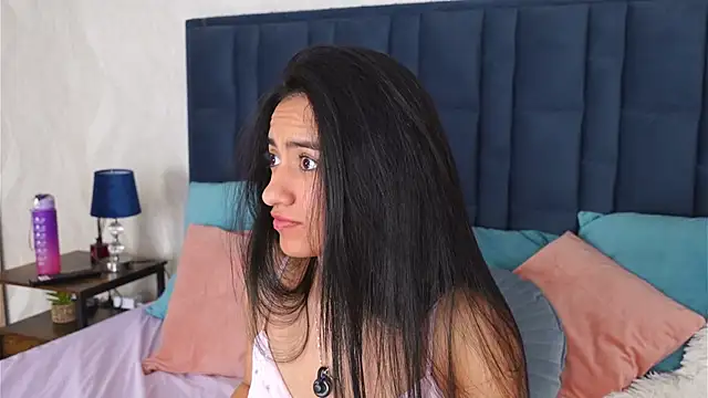 Snapshot of EmilyPrincy chatting on November 23, 2025, 10:36 am EmilyPrincy online show from November 23, 2025, 10:36 am