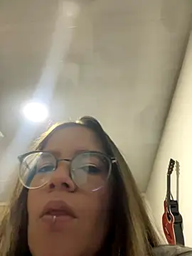 Snapshot of Allison_Bailey chatting on October 4, 2025, 12:12 am Allison Bailey online show from October 4, 2025, 12:12 am