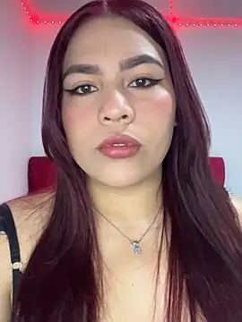 Snapshot of Allison_Bailey chatting on October 29, 2025, 7:13 pm Allison Bailey online show from October 29, 2025, 7:13 pm