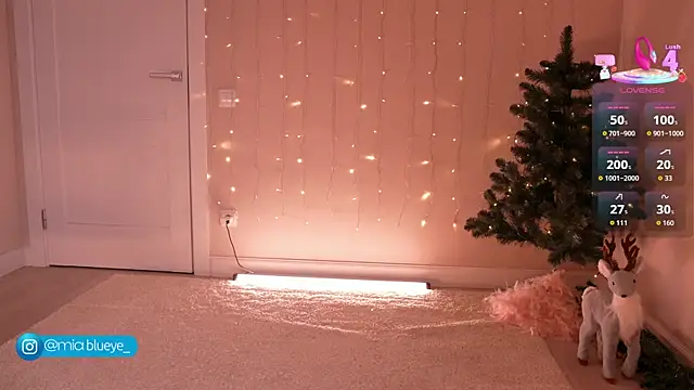 Snapshot of Miablueye chatting on January 8, 2026, 4:13 pm Miablueye online show from January 8, 2026, 4:13 pm