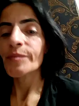 Gecenin Kralicesi online show from November 23, 2025, 4:22 am