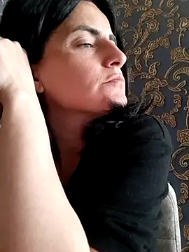 Snapshot of Gecenin_Kralicesi chatting on May 11, 2026, 5:42 am Gecenin Kralicesi online show from May 11, 2026, 5:42 am