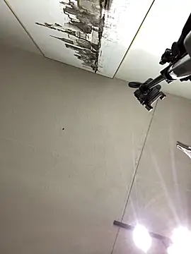 KloePink  online show from October 31, 2025, 10:56 am