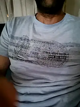 Snapshot of fearleass chatting on September 12, 2025, 10:31 pm fearleass online show from September 12, 2025, 10:31 pm